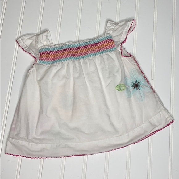 Floral smocked top - Picture 2 of 3